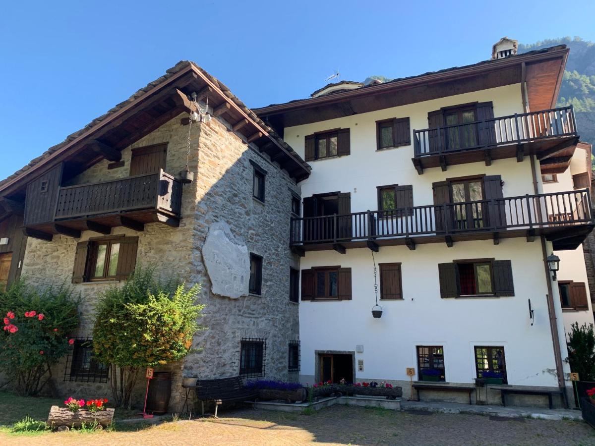 Hameau De Jadis Apartment Pre-Saint-Didier Luaran gambar